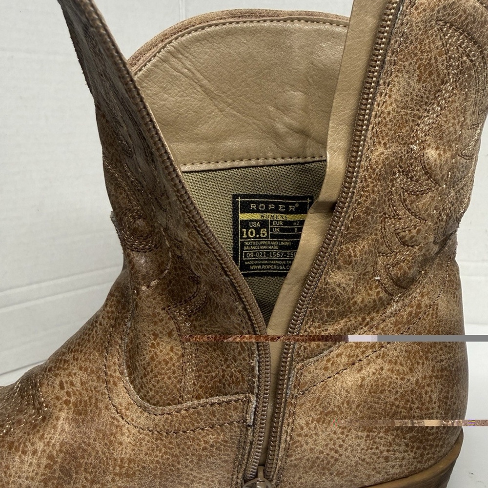 ROPER Women's Distressed Brown Ankle Boots Size 10.5 Style 09-021-1567-2506 - Picture 8 of 9